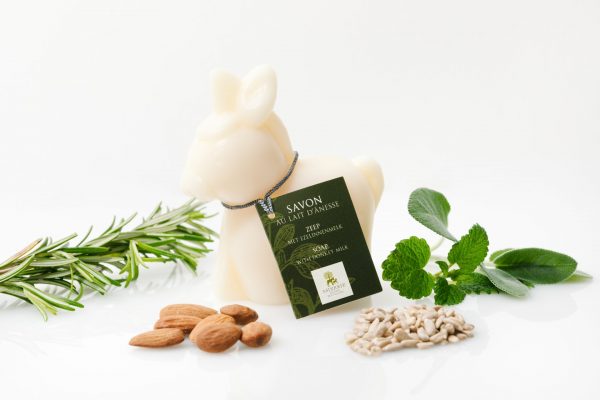 Savon au lait d'ânesse en forme d'âne 150g – Image 3